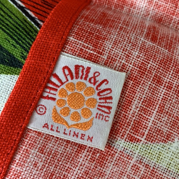 Vintage 1960’s red Fallini and Cohn Christmas Angel linen tea towel - Picture 8 of 12